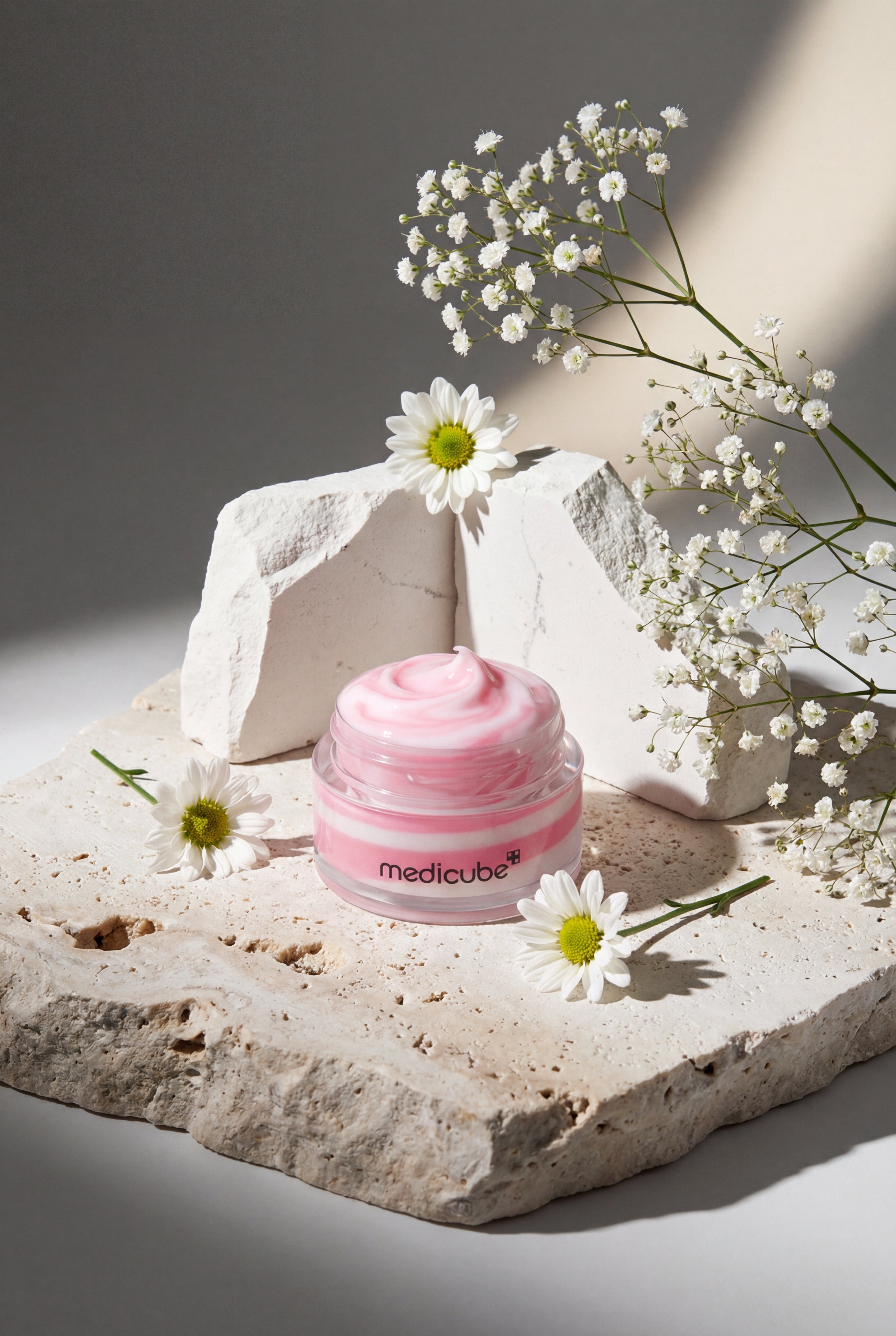 MEDICUBE: PDRN Lip Sleeping Mask