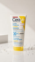 CERAVE: Invisible Moisturizing Protective Lotion SPF50